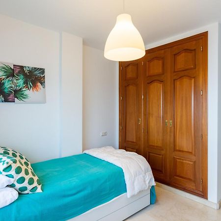 Bonito Apartamento En Primera Linea De Playa Estepona Extérieur photo